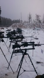 фронтальная панорама рубежа-вдалеке машина объективного контроля напичканая аппаратурой